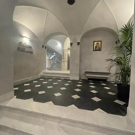 Rolli Palace By Pellicceriasuperior Apartamento *