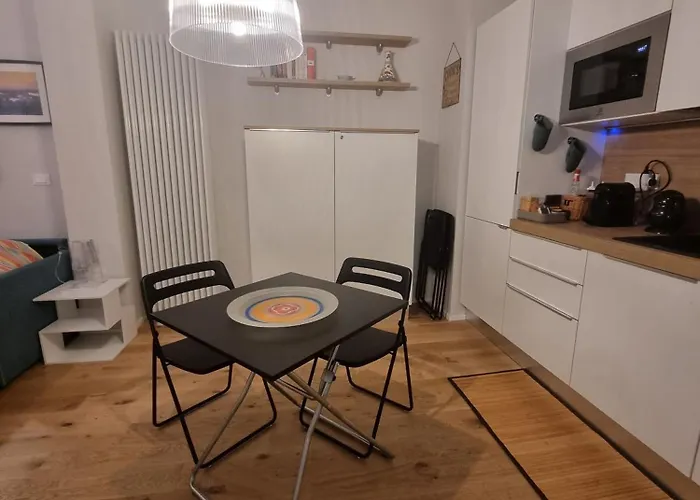 Rolli Palace By Pellicceriasuperior * Janov