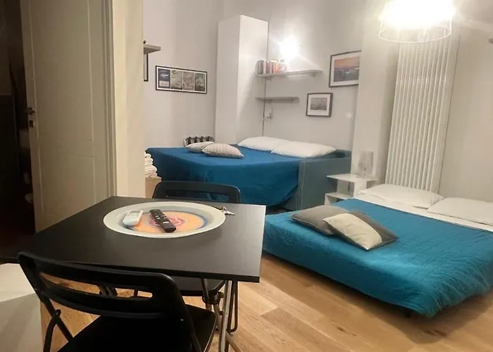 Rolli Palace By Pellicceriasuperior *